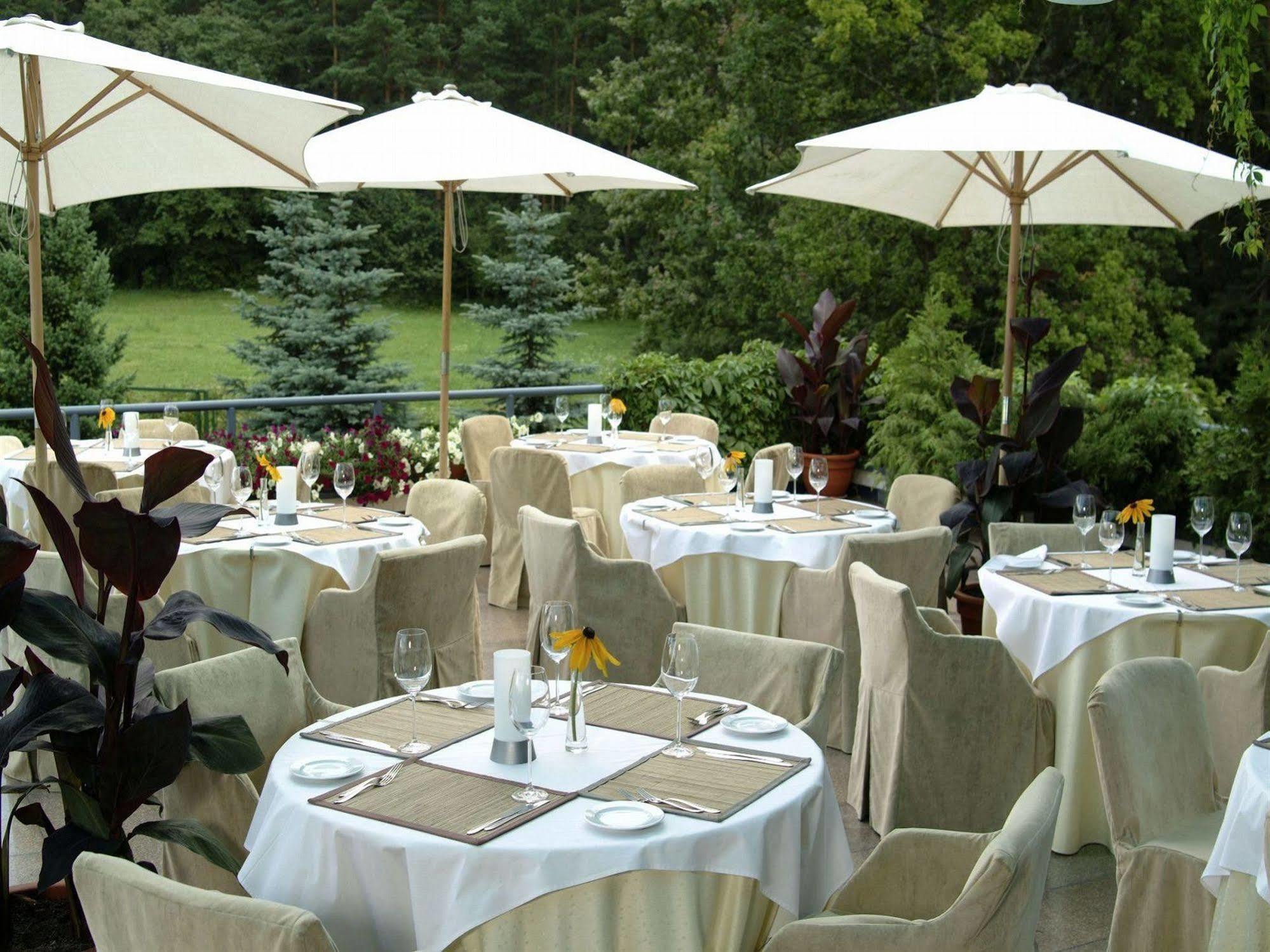 Karolina Park Hotel