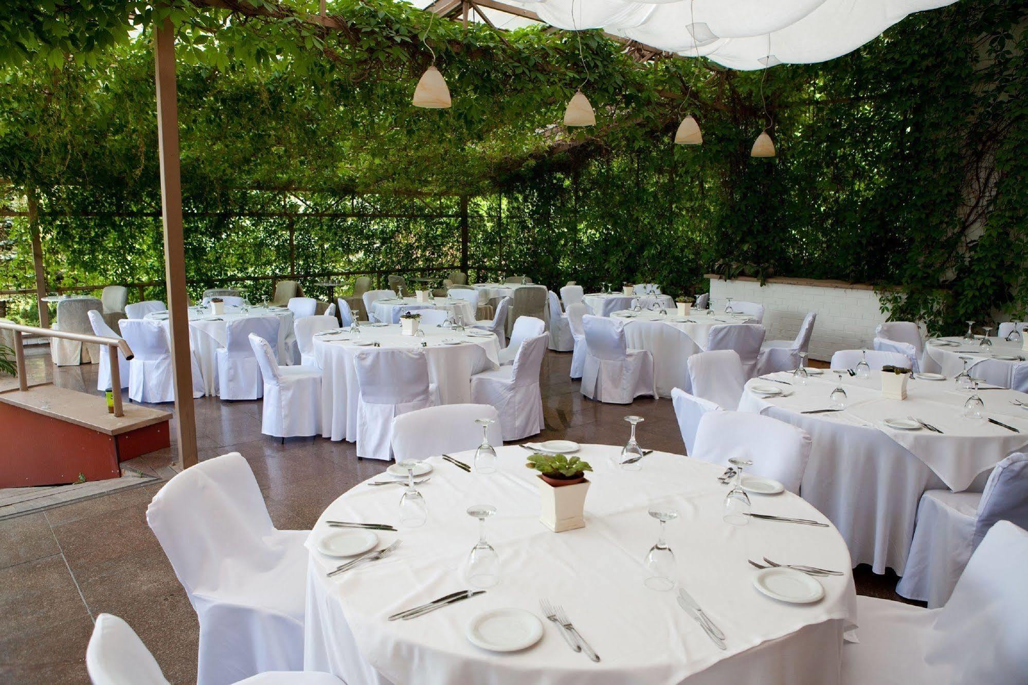 Karolina Park Hotel